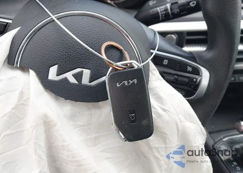 2022 Kia K5 Lxs from USA, damaged, VIN 5XXG14J24NG106136